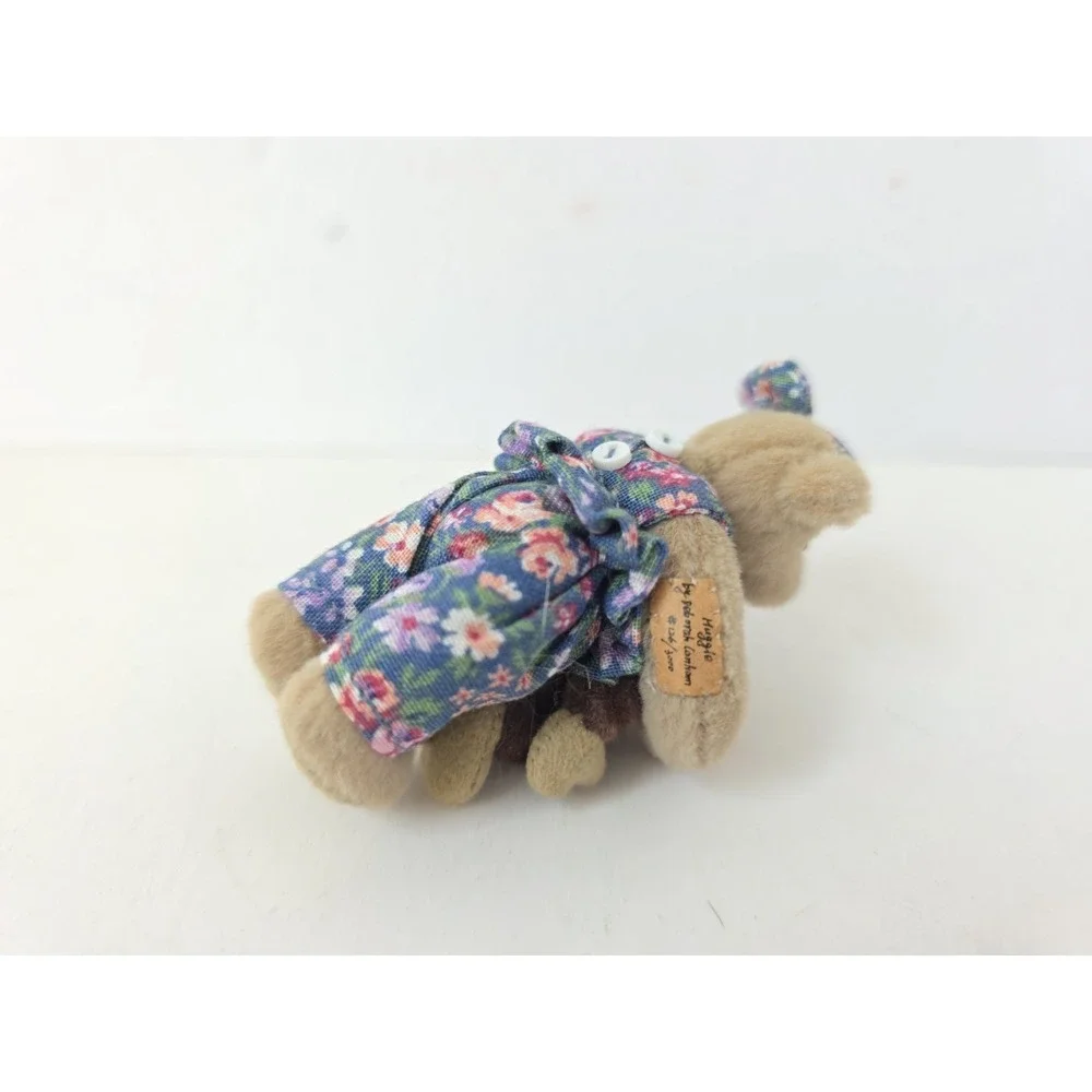 Deb Canham miniature teddy bear Huggle holding monkey
